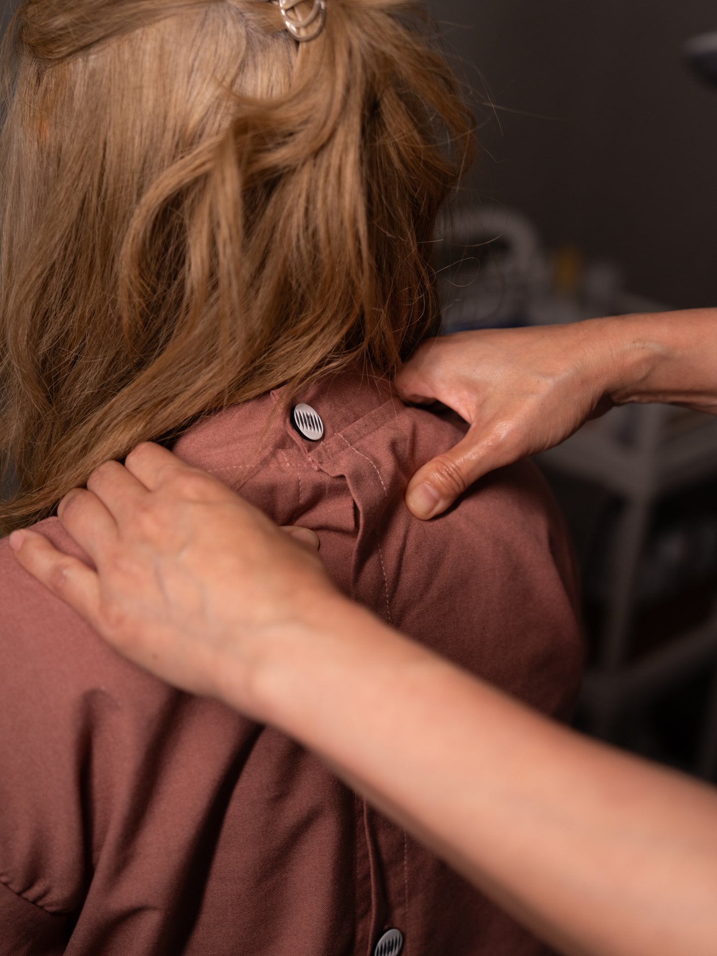 頭肩頸按摩（30分鐘）HEAD TO SHOULDER FOCUS MASSAGE (30MINS)